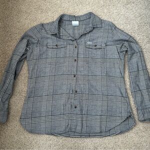 Columbia women’s plaid flannel XL